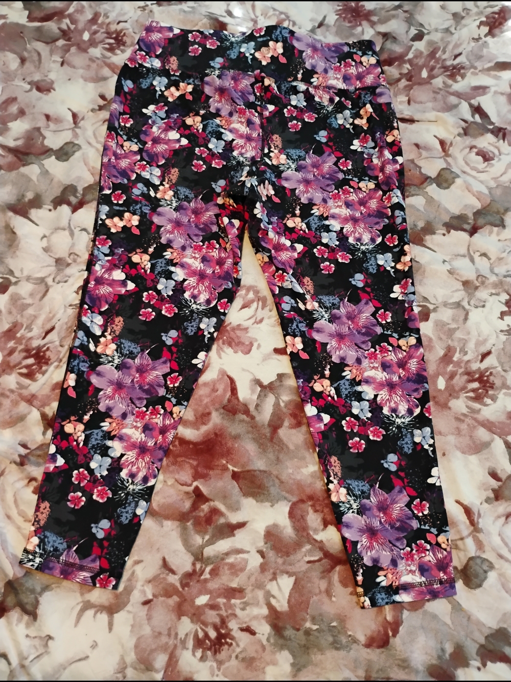 Black Floral Women's Livi Active Pants Size18/20